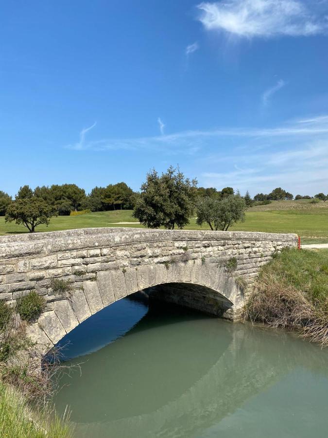 Un Coin De Luberon Lägenhet LʼIsle-sur-la-Sorgue Exteriör bild